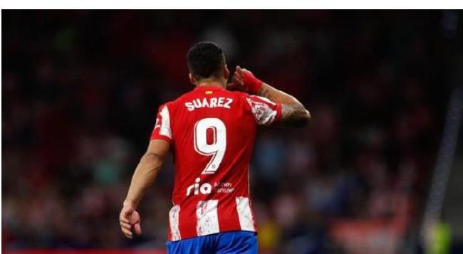 女人扒开双腿让男人捅
