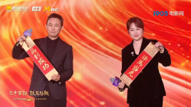 麦乐迪 女超人